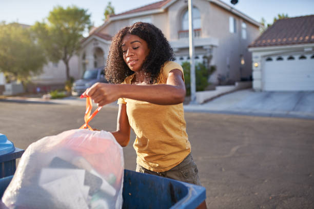 Best Commercial Cleanout Services  in Moscow, PA